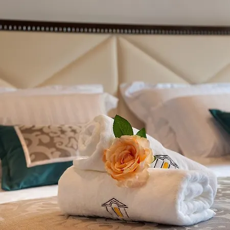 Hotel Heritage Antique 4*