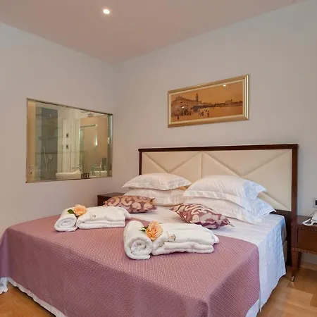 Hotel Heritage Antique Split