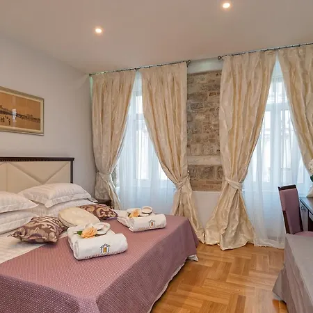 Hotel Heritage Antique 4*