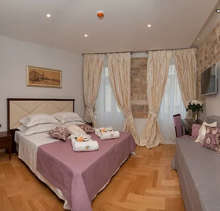 Heritage Antique Hotel Split