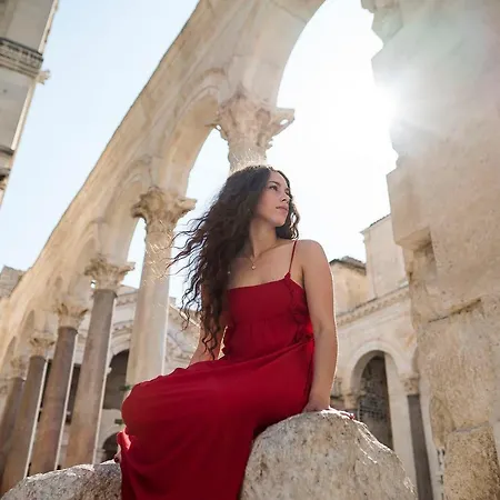 Heritage Antique Hotel 4*