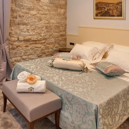 Heritage Antique Ξενοδοχείο Σπλιτ