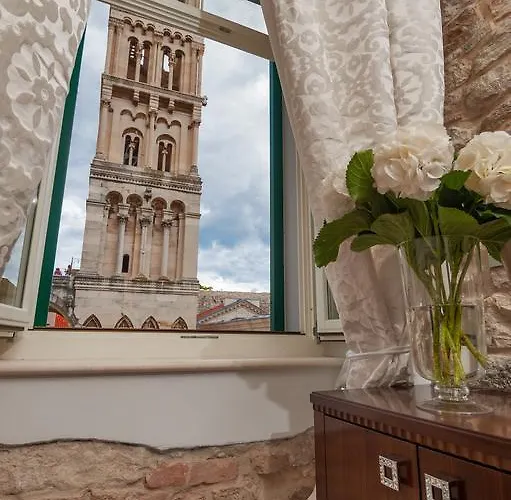 Heritage Antique Split