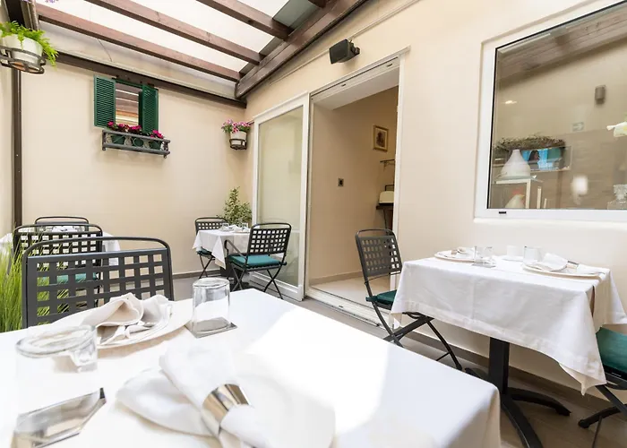 アンティーク ラグジュアリー ルーム ホテル