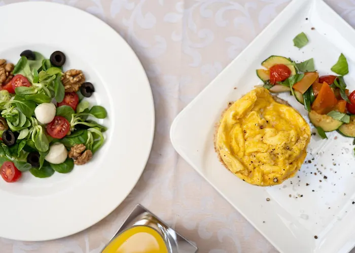 ホテル アンティーク ラグジュアリー ルーム